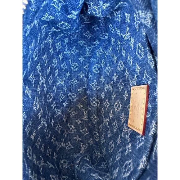 Louis Vuitton Croissant Handbag Monogram Denim MM Blue 37803 - Picture 12 of 15